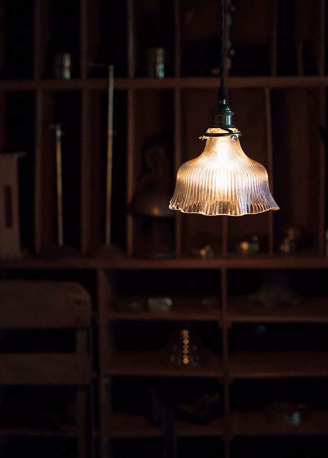 Fleur Provincial Mid century modern Pendant Light