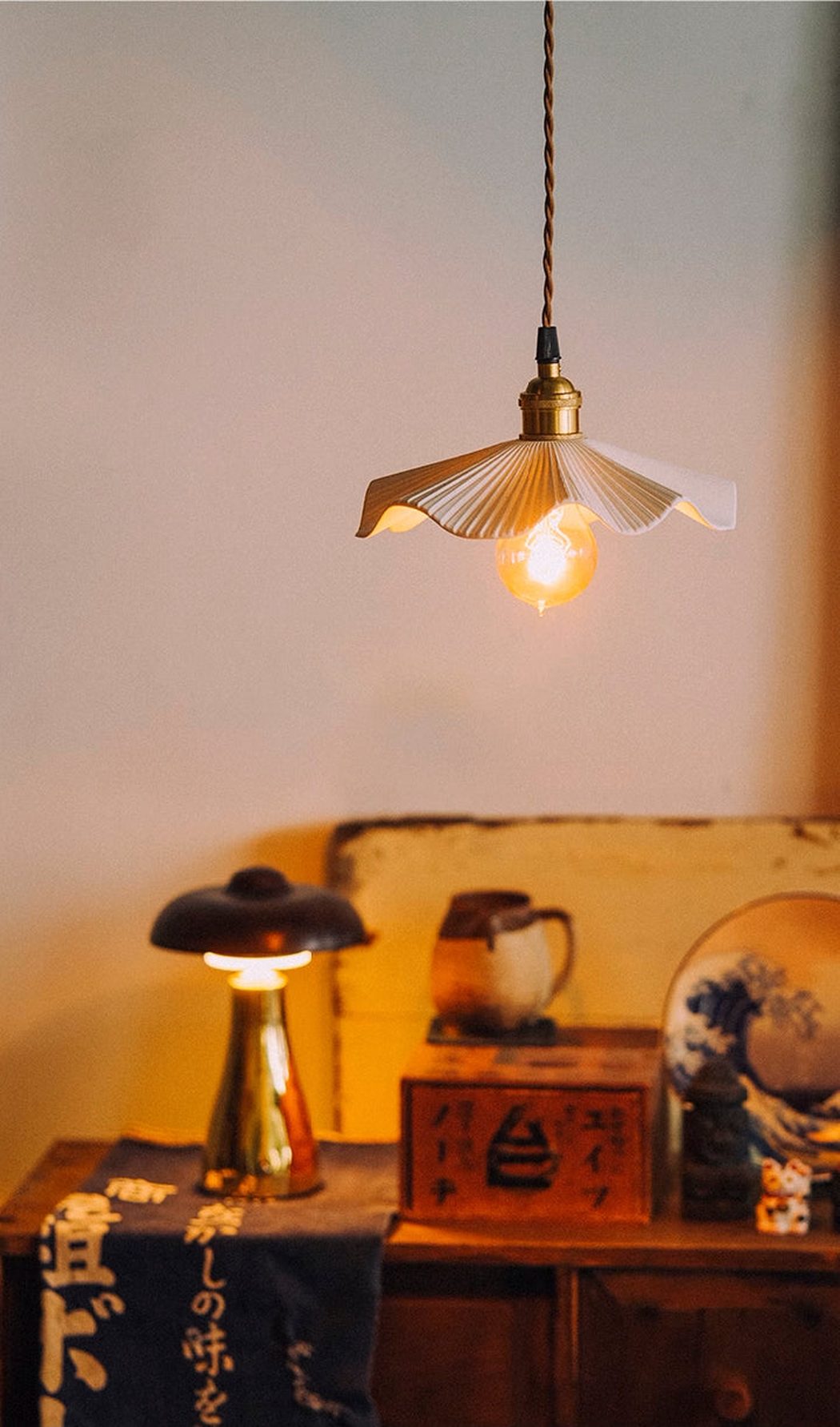 Anna Fluted Shade Brass Fitting Pendant Light