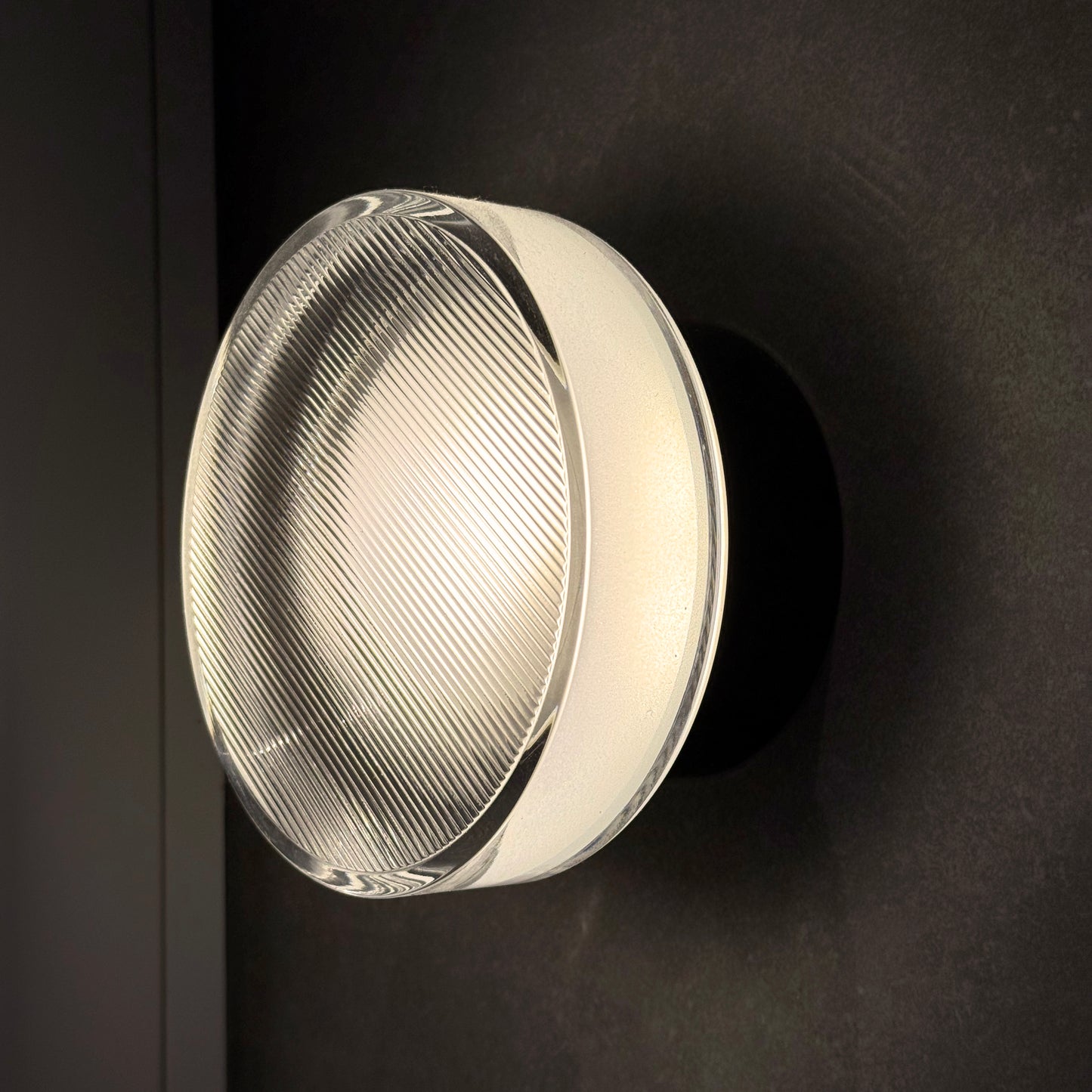 Henley Round Glass Wall Light