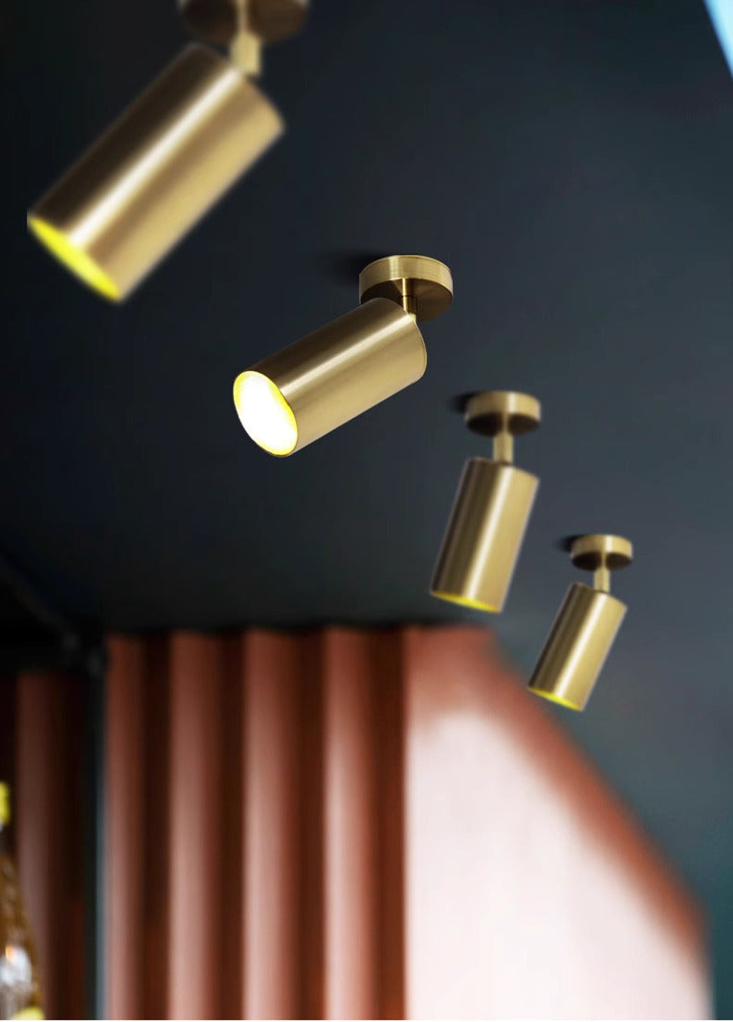 Lux Minimalist Adjustable Rod Spot Light - in Brass