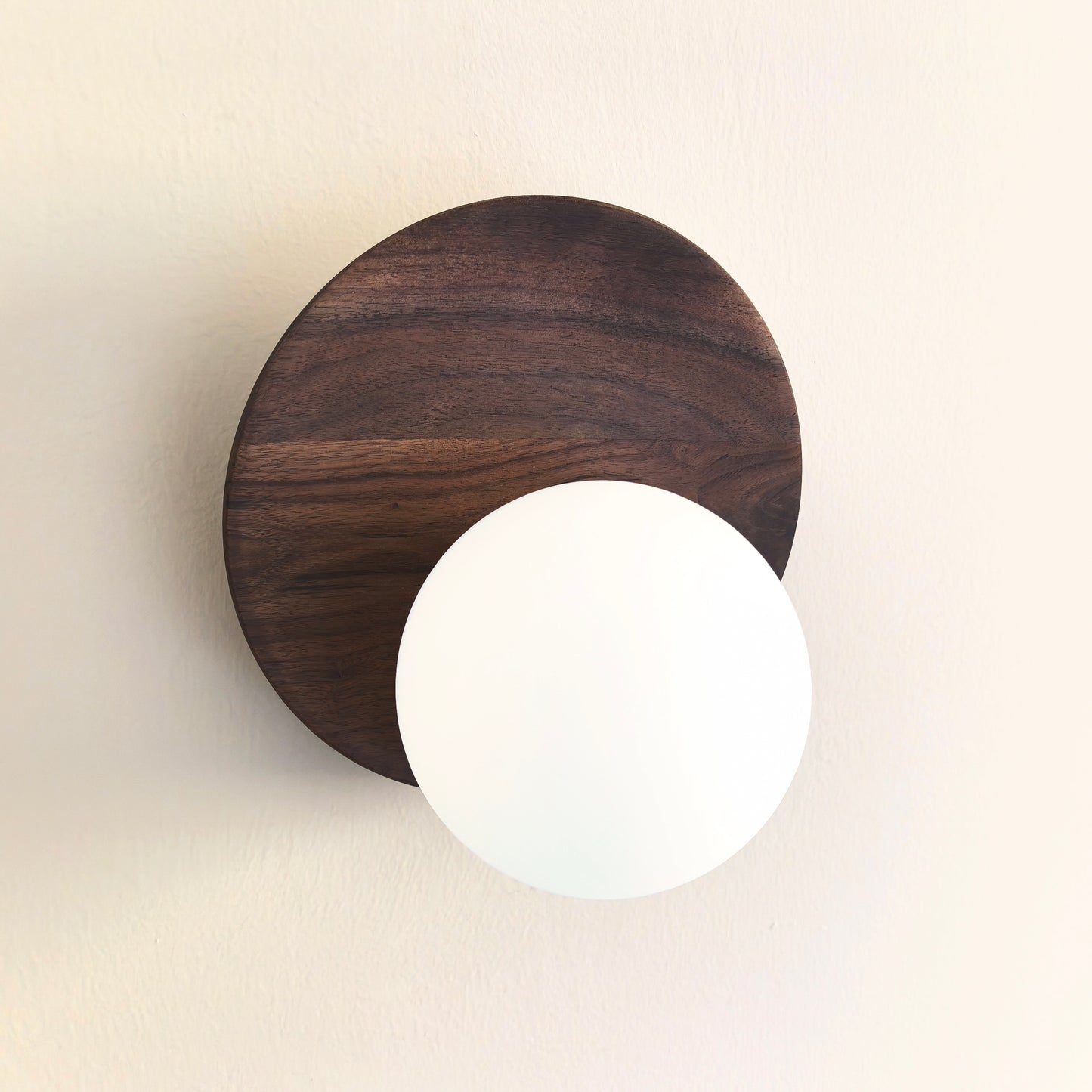 Dekisugi Wooden Plate Japandi Wall Light
