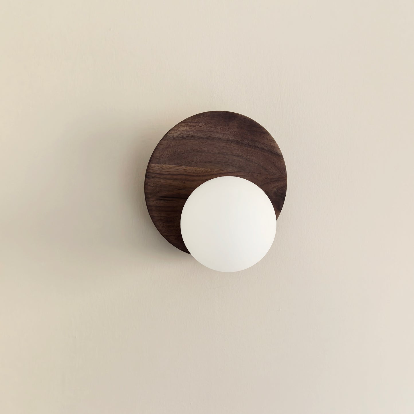 Dekisugi Wooden Plate Japandi Wall Light