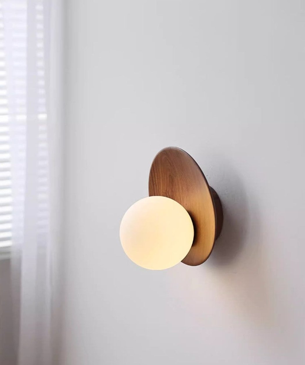 Dekisugi Wooden Plate Japandi Wall Light