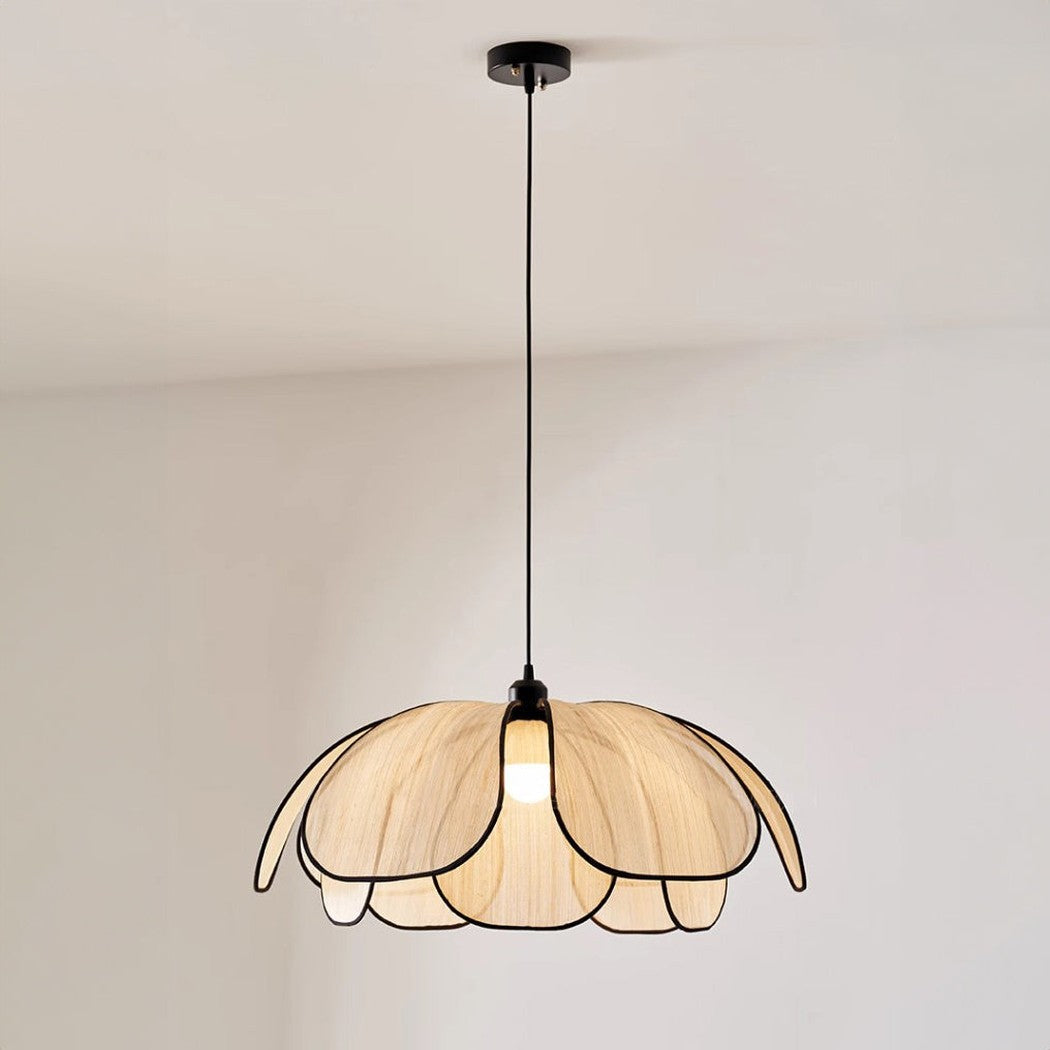 Lillian Mesh Hemp Petals Pendant Light