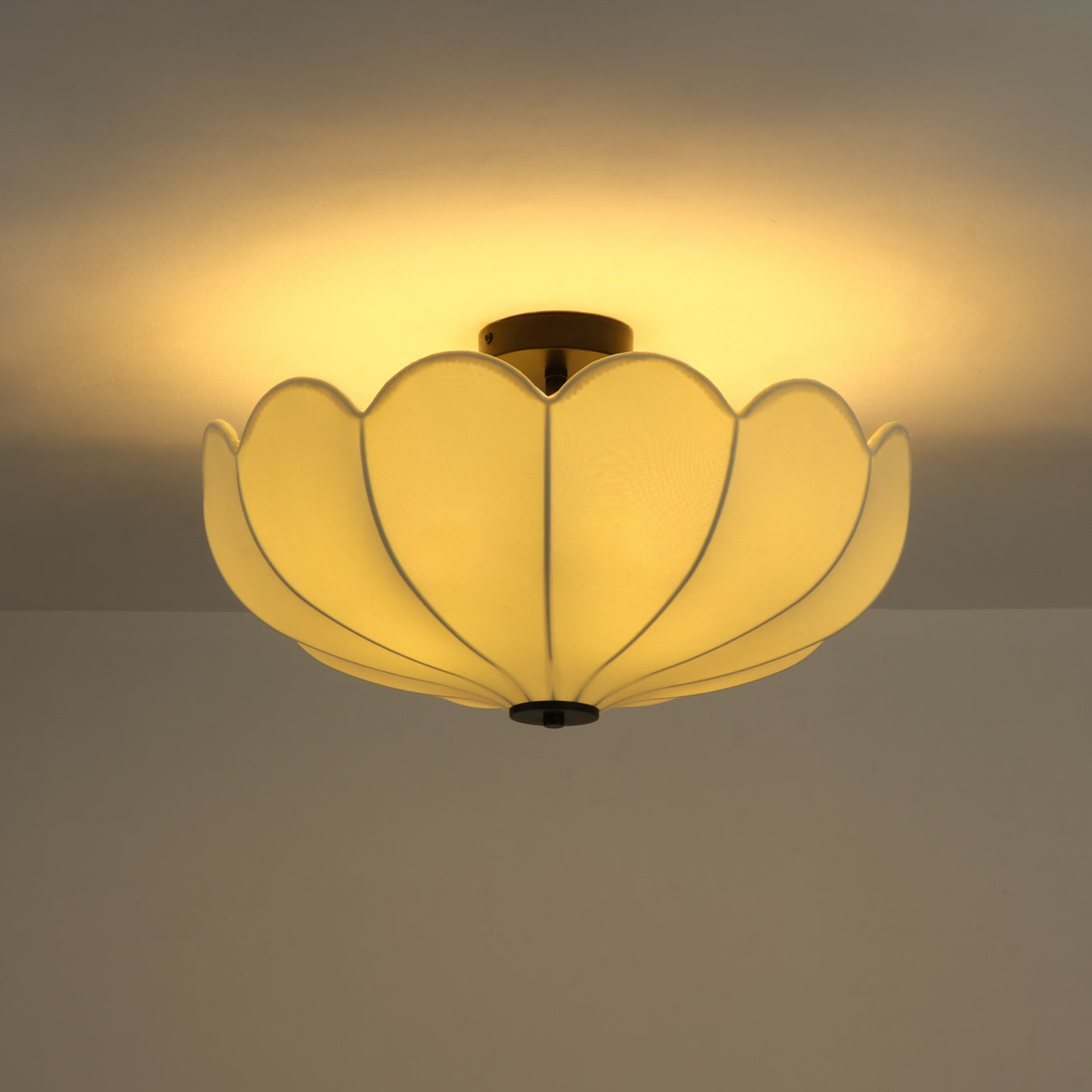 Pivione Handmade Fabric Flower Ceiling Light