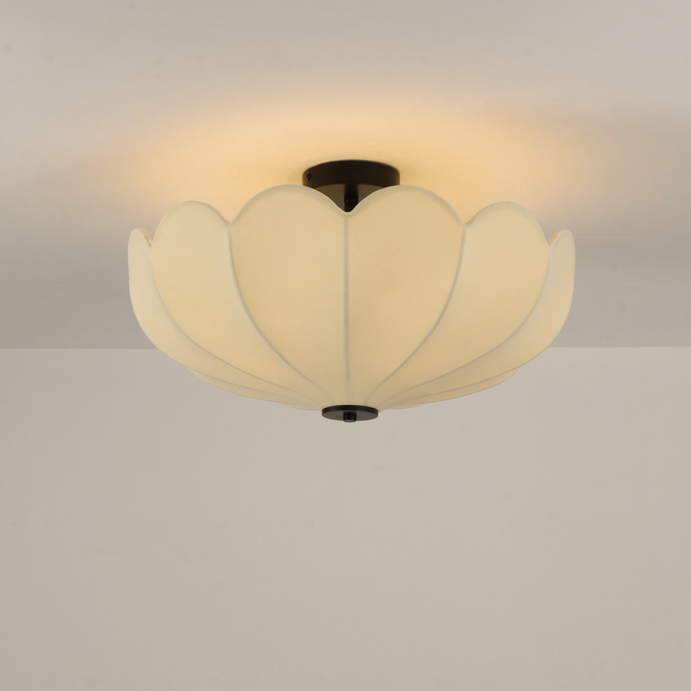 Pivione Handmade Fabric Flower Ceiling Light