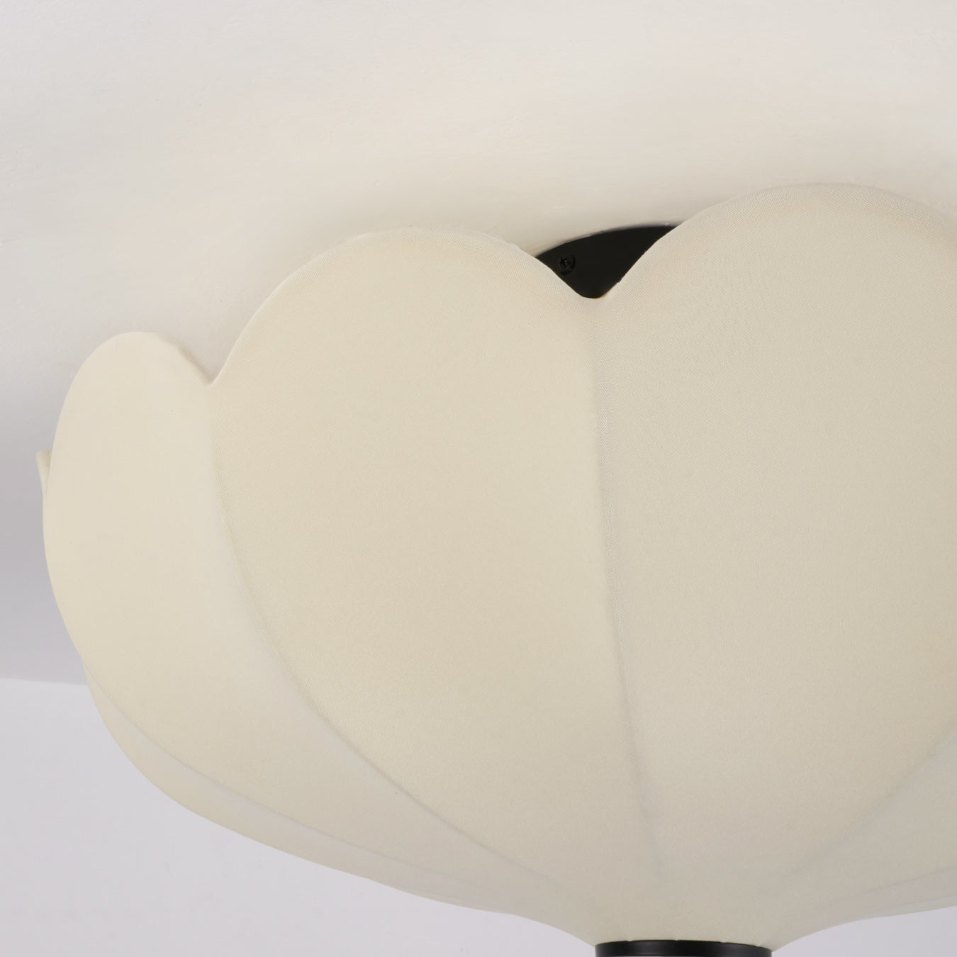Pivione Handmade Fabric Flower Ceiling Light