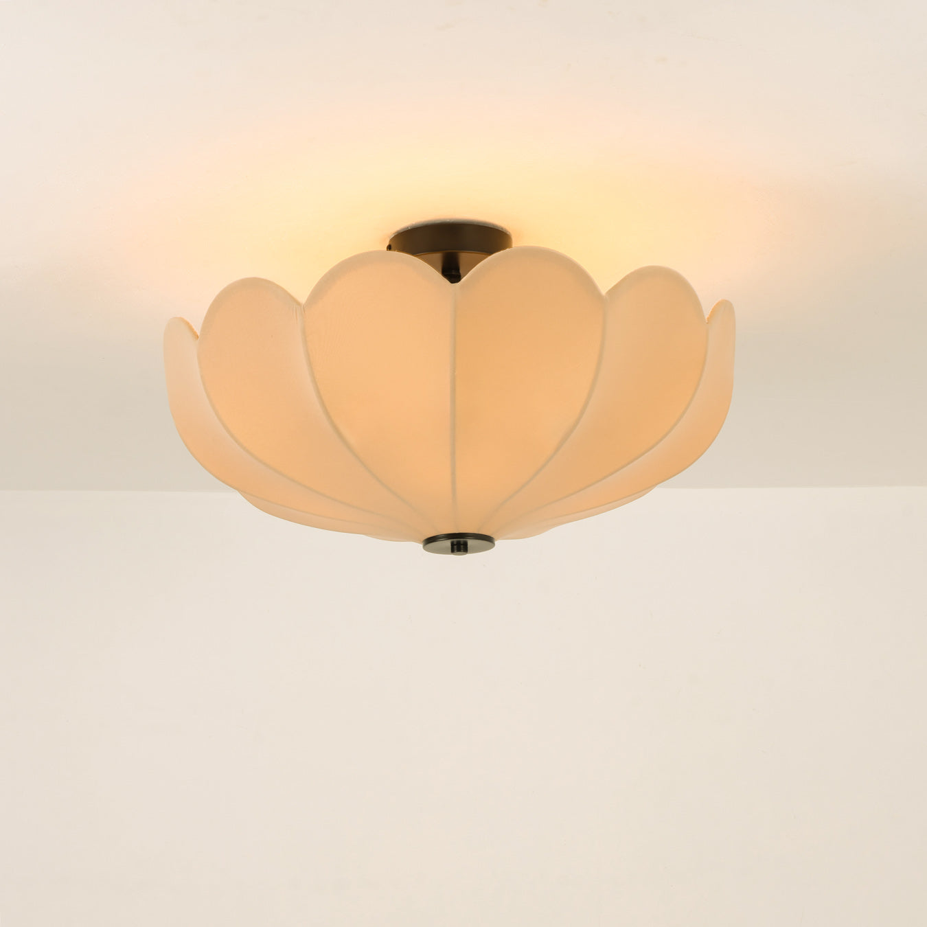 Pivione Handmade Fabric Flower Ceiling Light