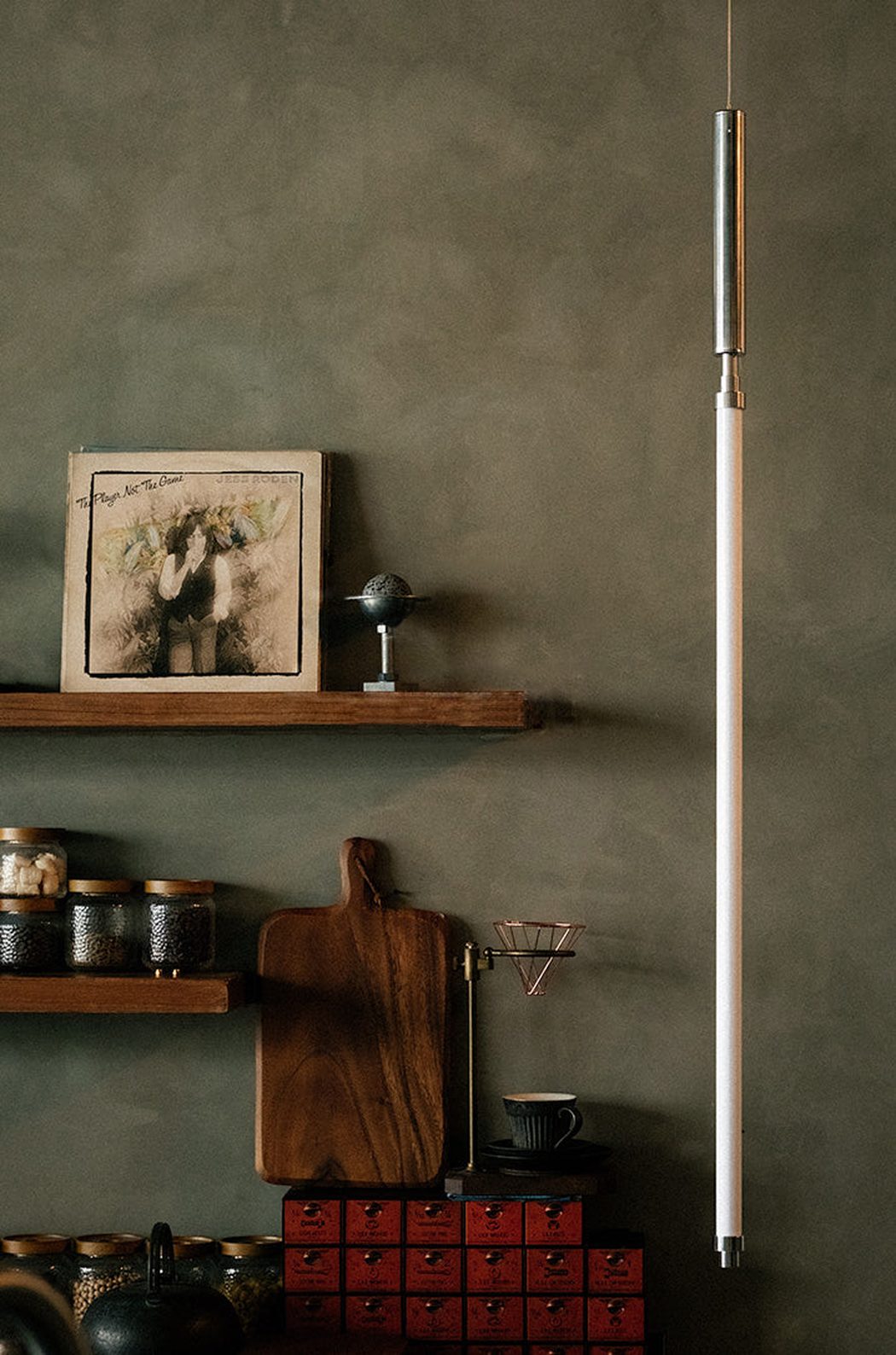 Solo Minimalist Strip Line Pendant Light