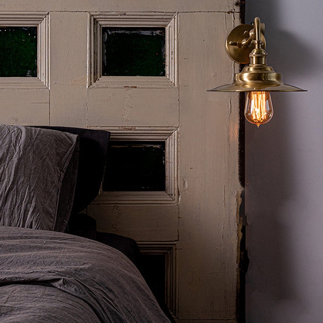 Brass Gooseneck Wall Light