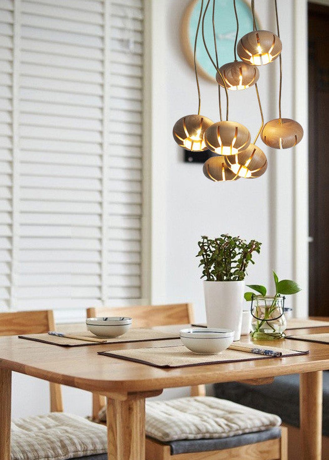 Wooden Petal Round Cluster Pendant Light Chandelier