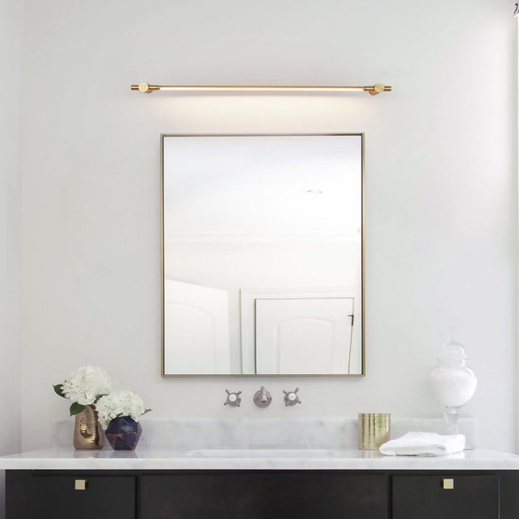 Chester Minimalist Line LED Brass Wall Light