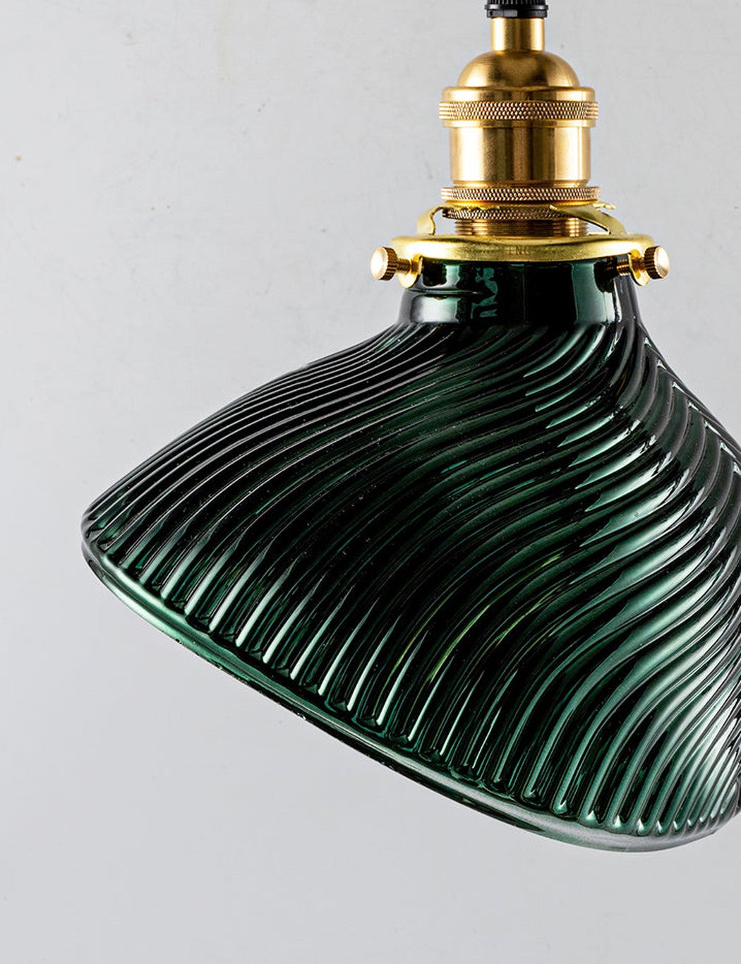 Emerald Green Fluted Shell Glass Art Deco Pendant Light