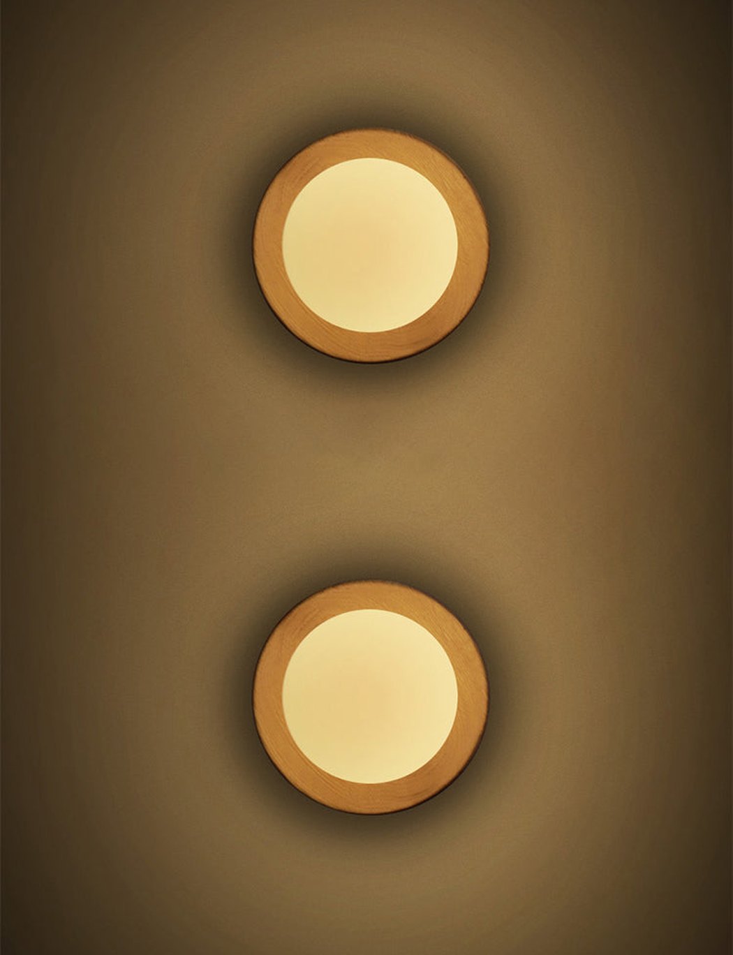 Kato Wooden Plate Japandi Wall Light