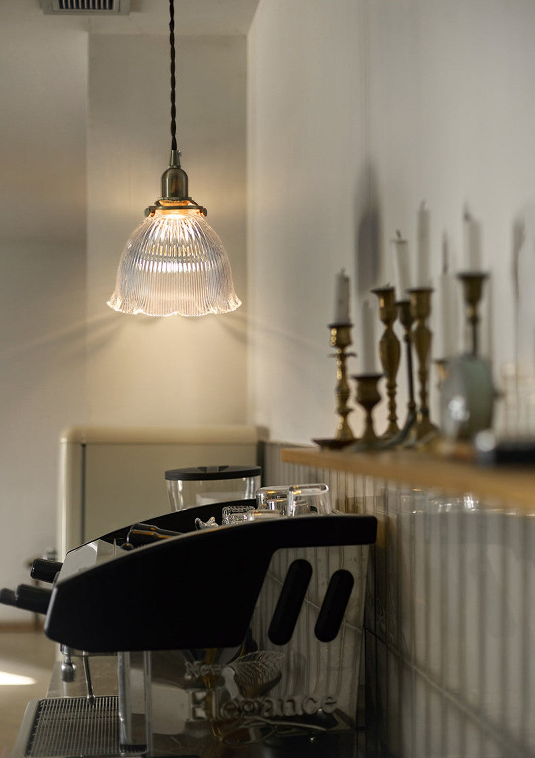 Fleur Provincial Mid century modern Pendant Light