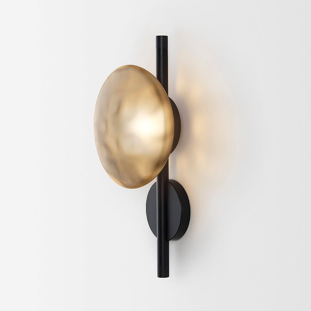 Stratus modern contemporary wall light - in black