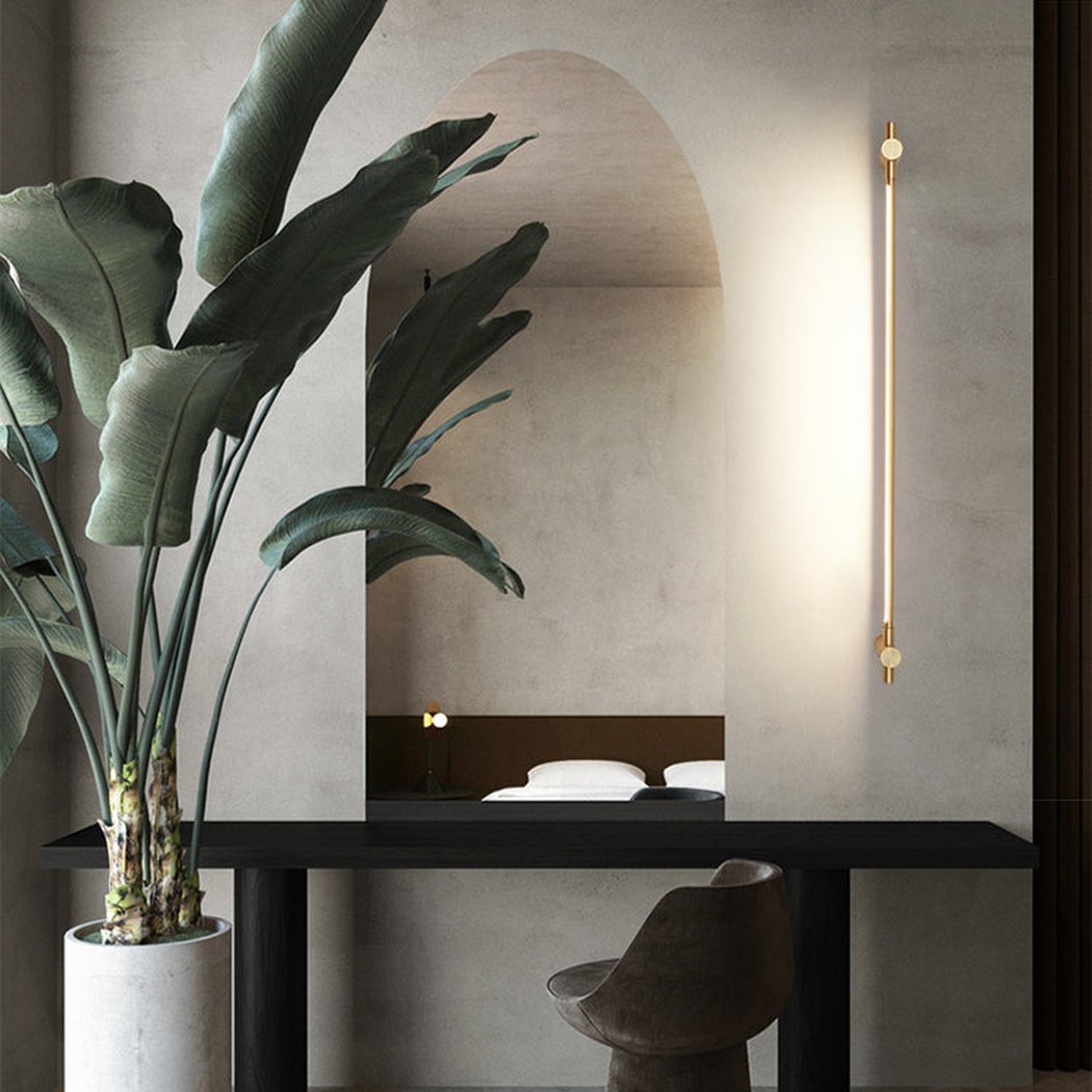 Chester Minimalist Line LED Brass Wall Light
