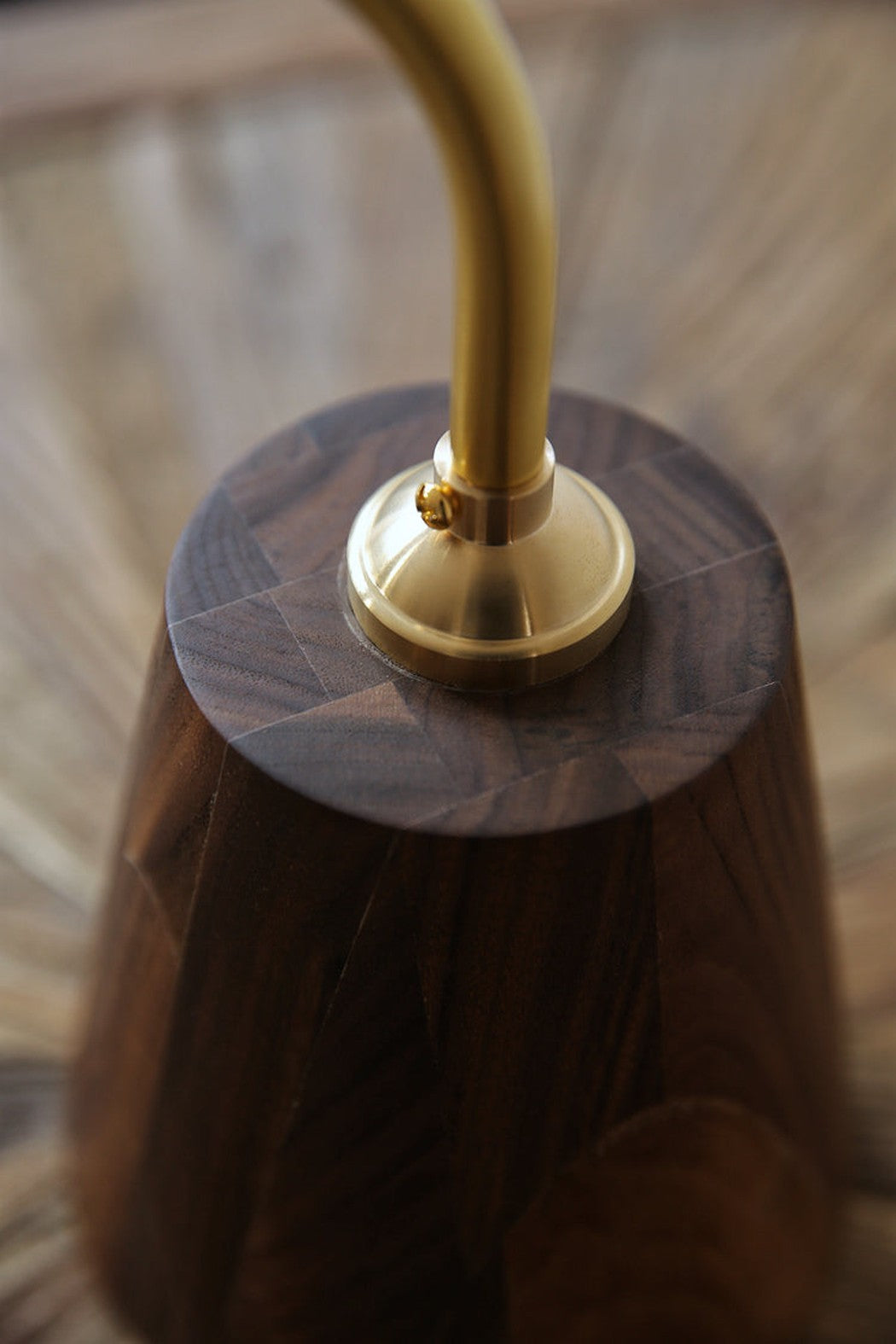 Oberon Wooden Shade Brass gooseneck arm Wall Light