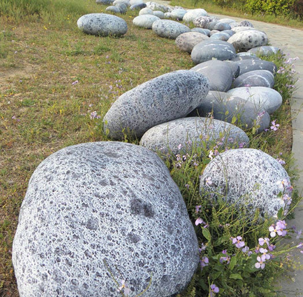 Patterned Pebble Stone Cushion Pillow Cover