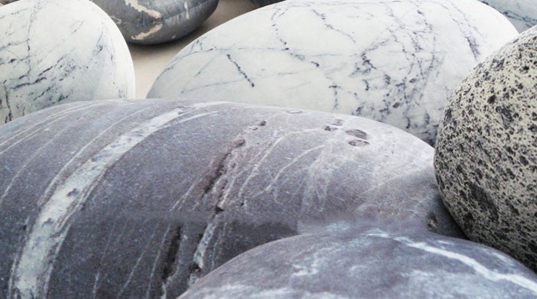Patterned Pebble Stone Cushion Pillow Cover