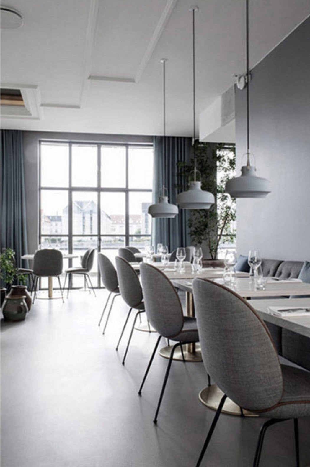 Rainier Contemporary Pendant Light restaurant setting