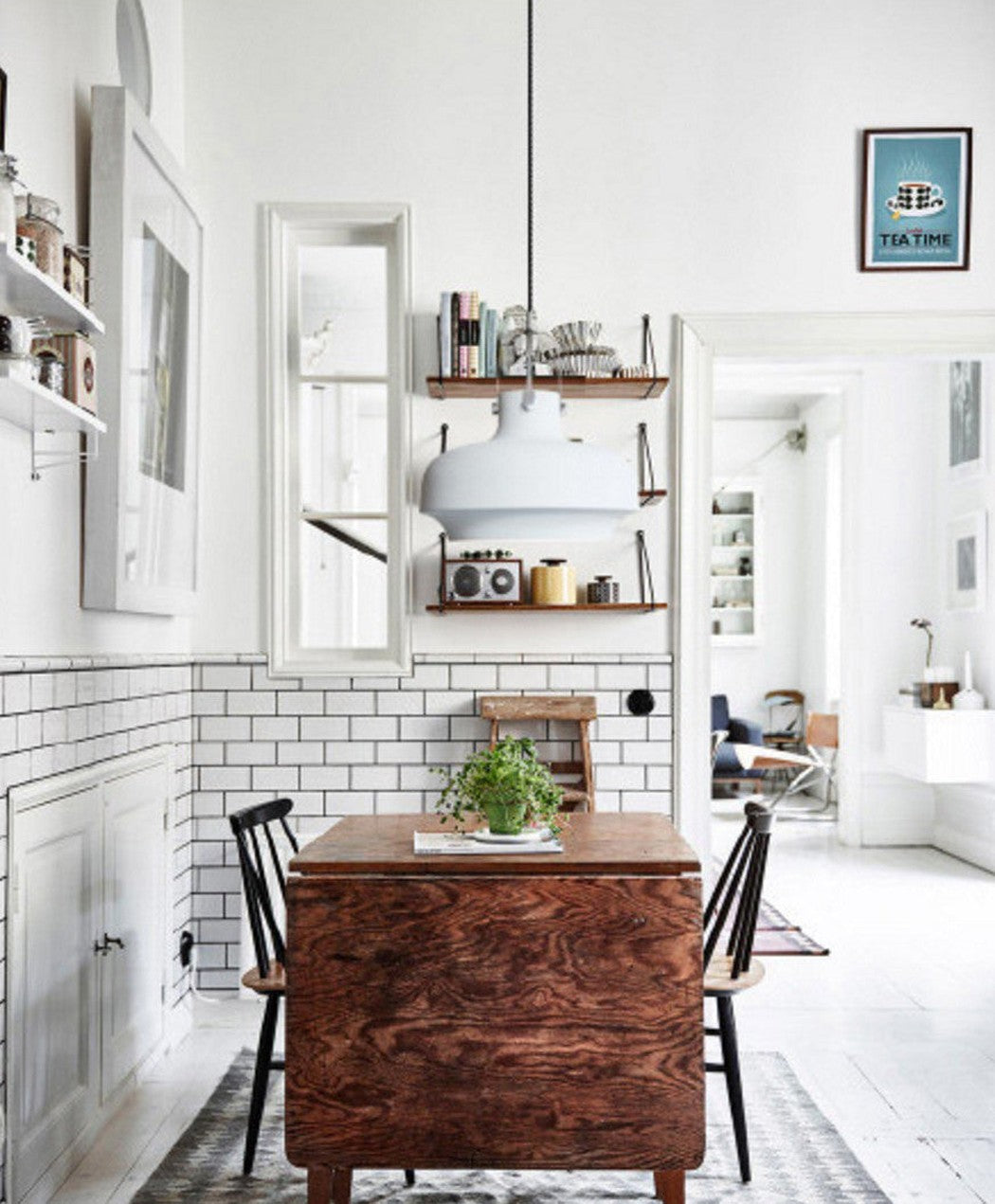 Rainier Contemporary Pendant Light dining room setting