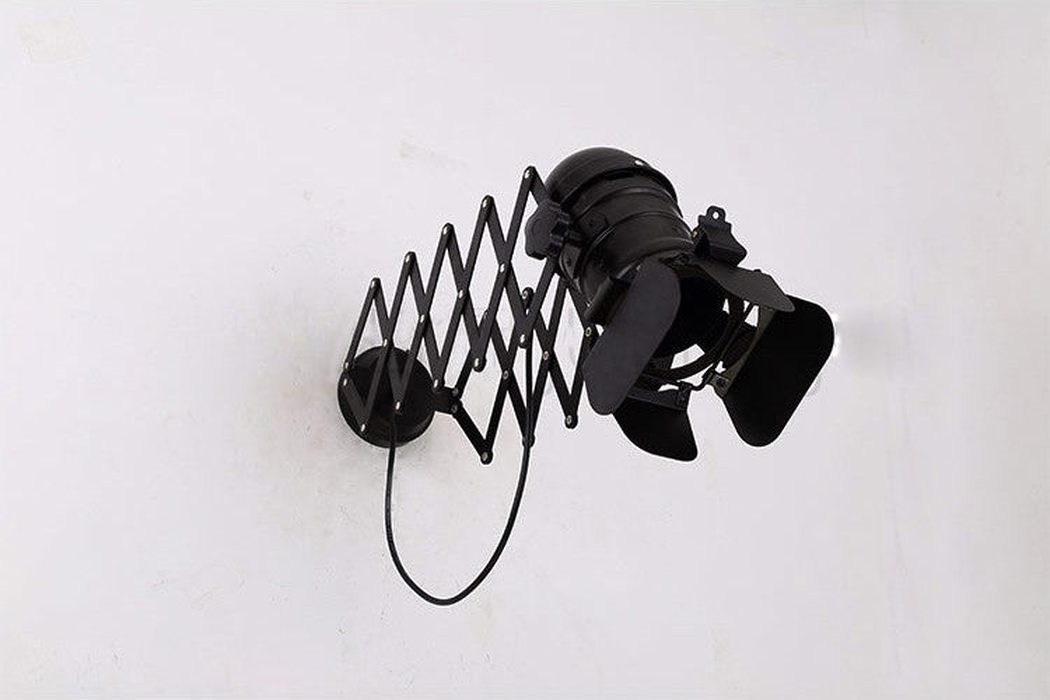 Classic Hollywood spotlight wall light retractable arms