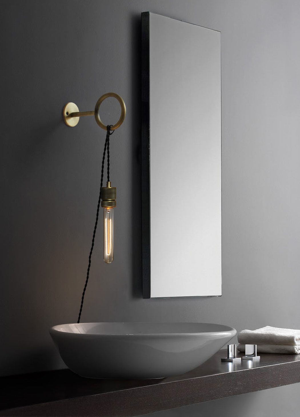 Circus Loop Brass Wall Light With Wall Plug