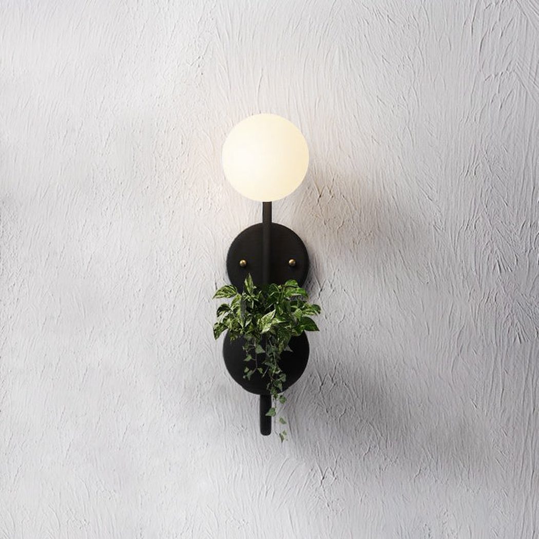 Ritz Single Head Pot Plant Wall Light