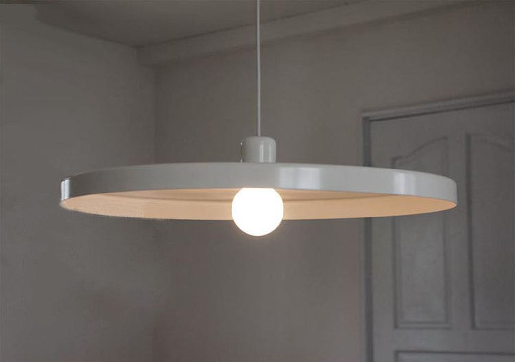 Minimalist disk pendant light (TossB replica)