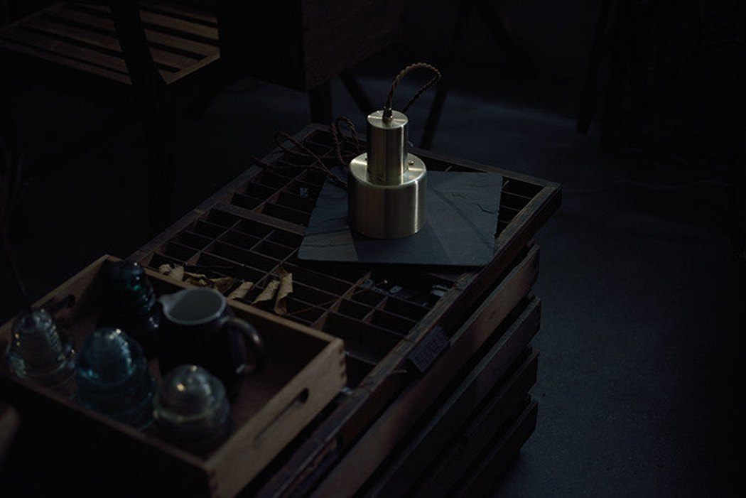 brushed brass pendant Light product shot table