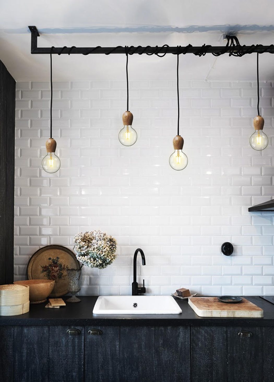 Wooden Socket Minimalist Pendant Light