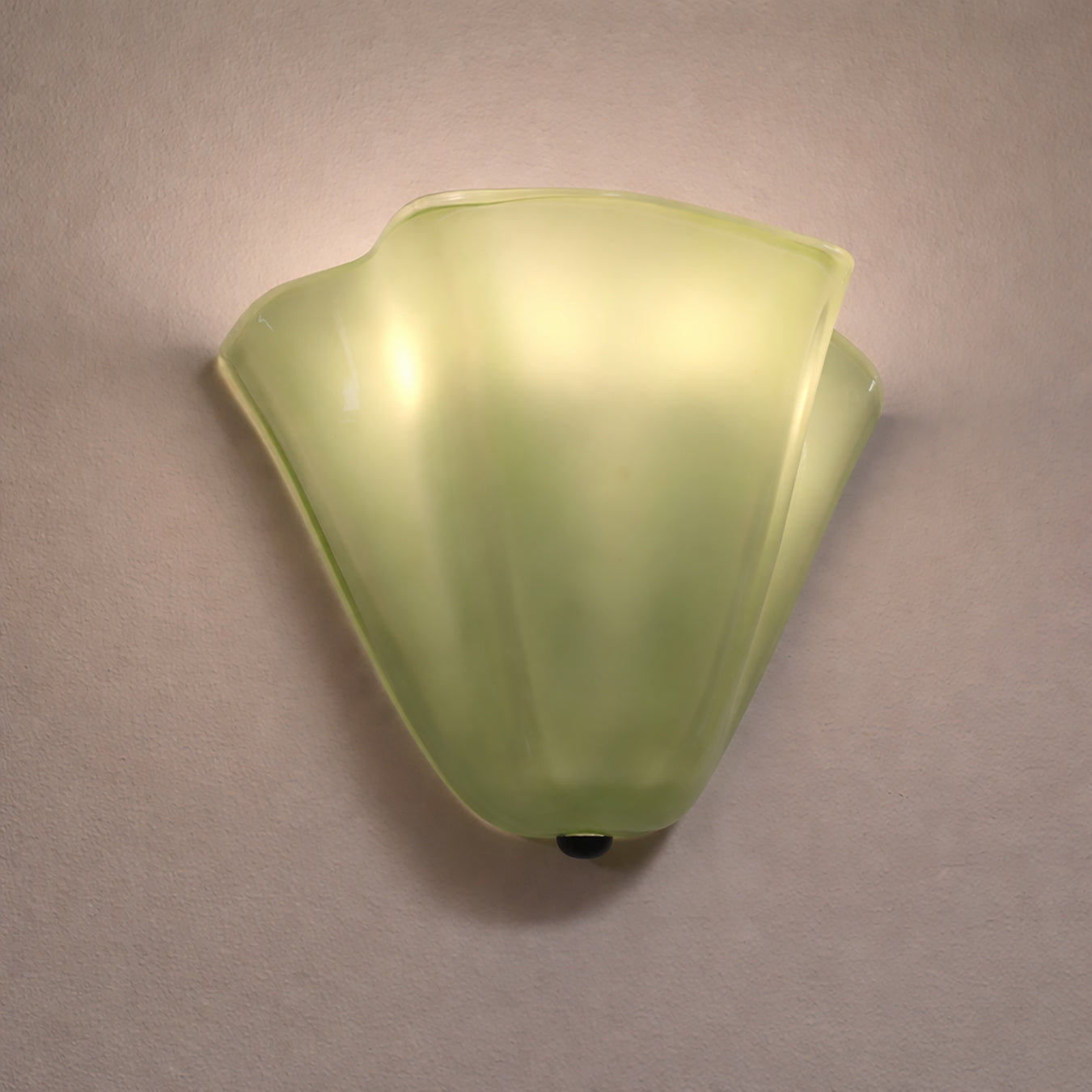 Valentine Glass Shade Classic Wall Light