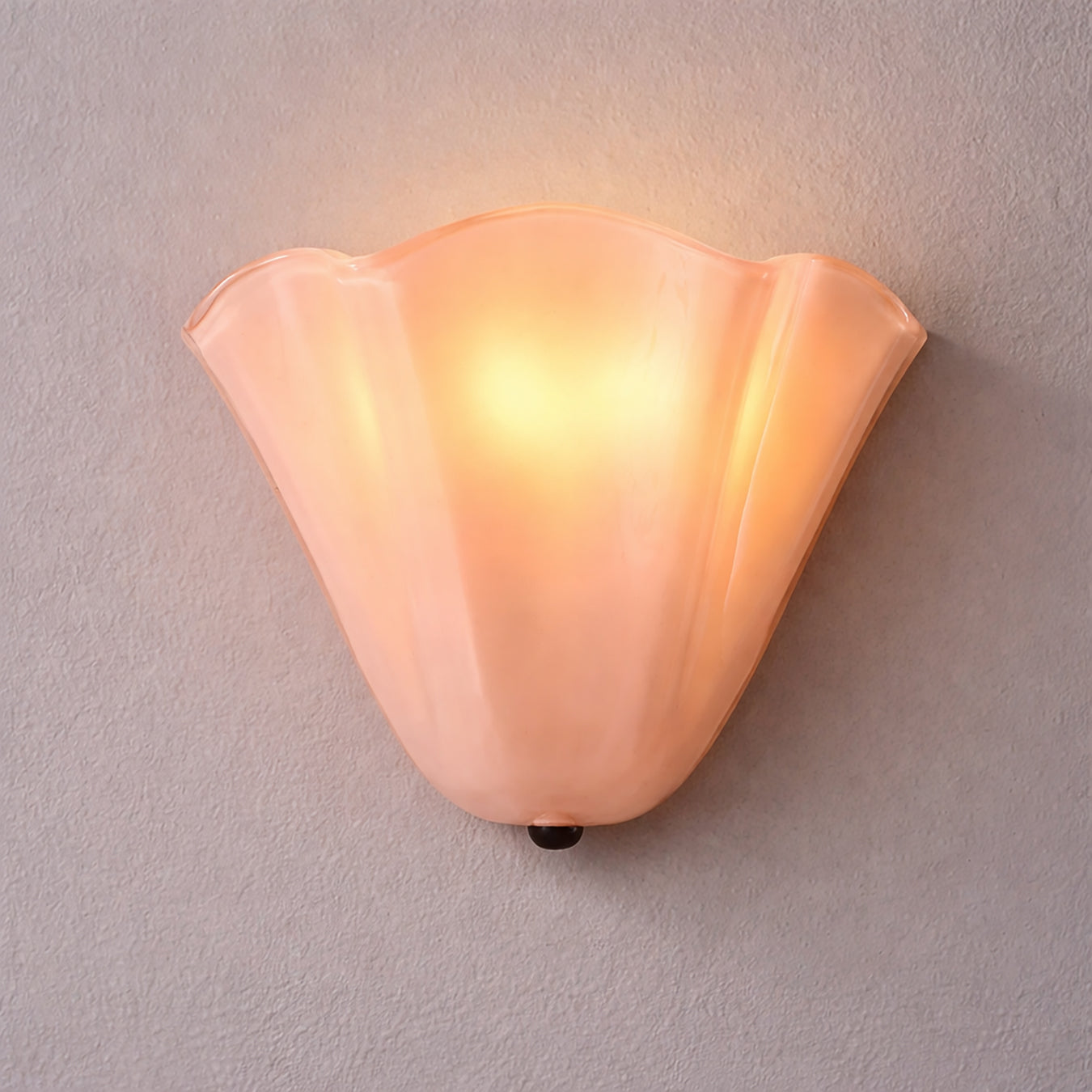 Valentine Glass Shade Classic Wall Light