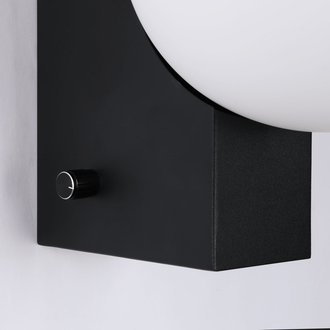 Arlo Bauhaus Minimalist Wall Light