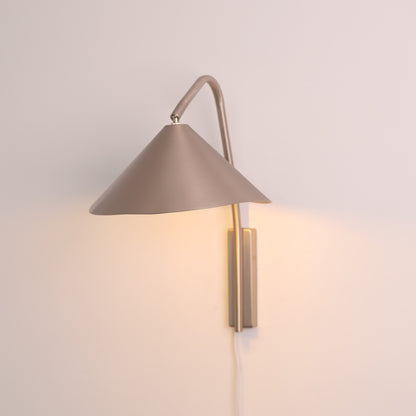 Arne Modern Scandinavian Minimalist Wall Light