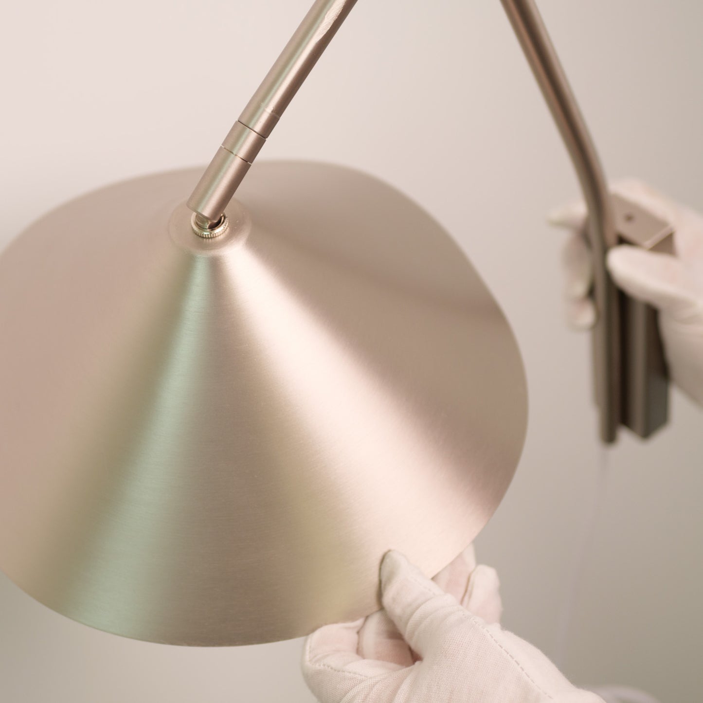 Arne Modern Scandinavian Minimalist Wall Light