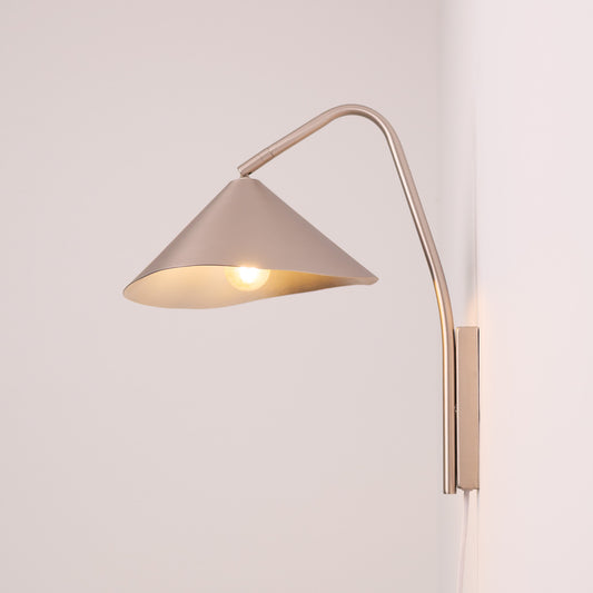 Arne Modern Scandinavian Minimalist Wall Light