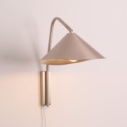 Arne Modern Scandinavian Minimalist Wall Light