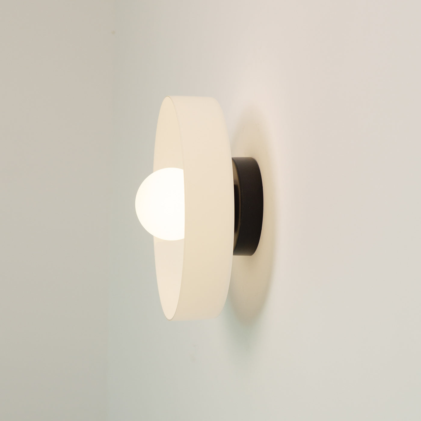 Walter Retro Bauhaus Wall Light