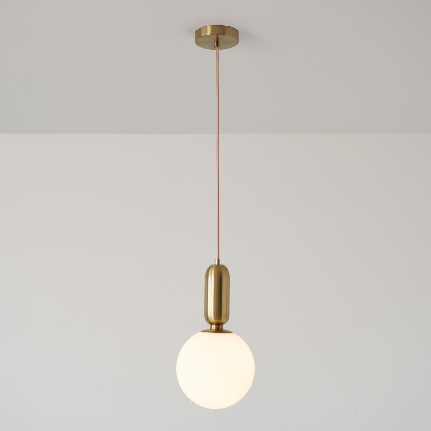 New Aball Elegant Pendant Light