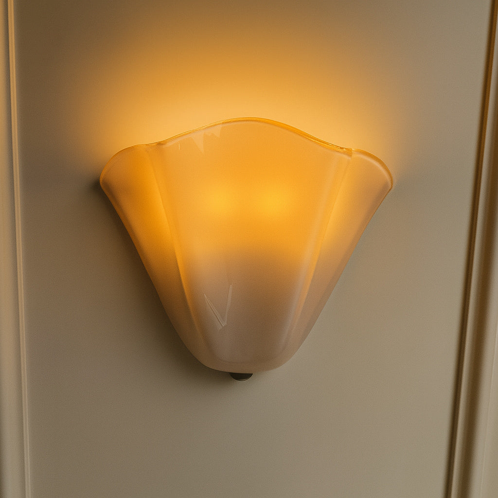 Valentine Glass Shade Classic Wall Light