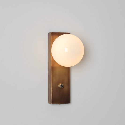 Oswald Bauhaus Minimalist Wall Light