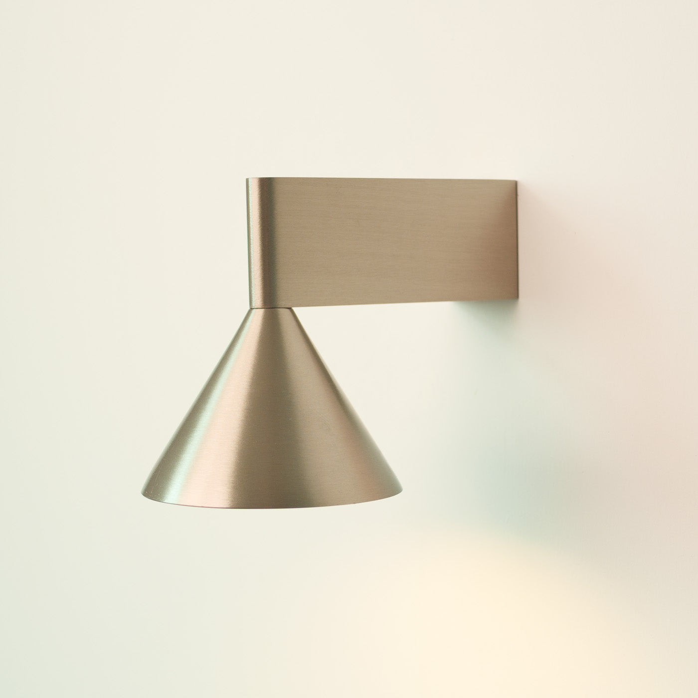 Staccato Modern Minimalist Wall Light