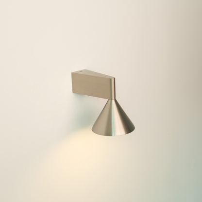 Staccato Modern Minimalist Wall Light