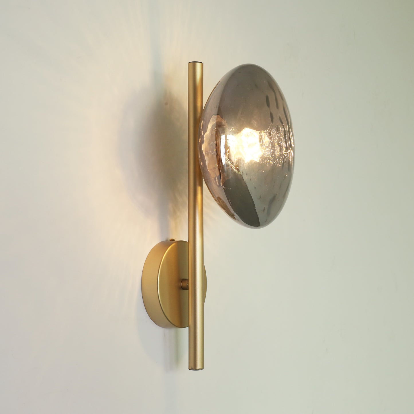 Stratus Brass Modern Wall Light / Wall Sconce