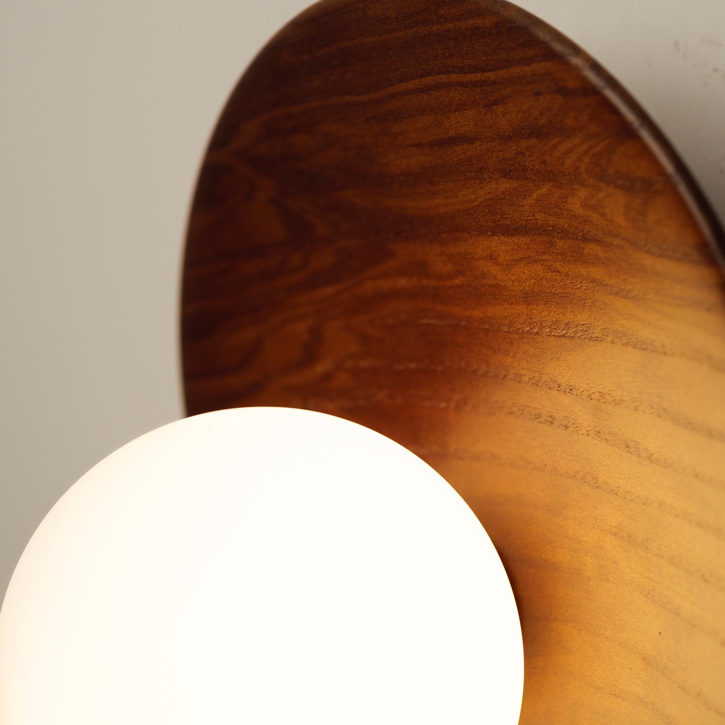 Dekisugi Wooden Plate Japandi Wall Light