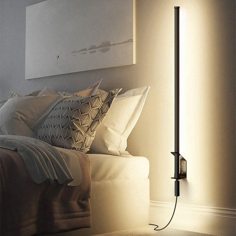 Sasaki Minimalist Line LED Wall Light With Wall Plug